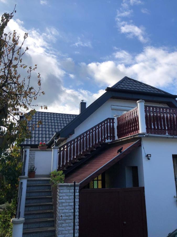 Major Csalad Apartman Хевиз Экстерьер фото